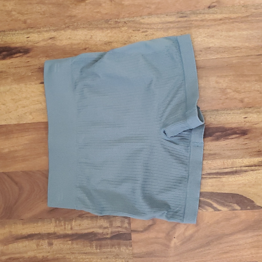 Bo+Tee Ribbed Athletic Workout Shorts - Picture 2 of 10
